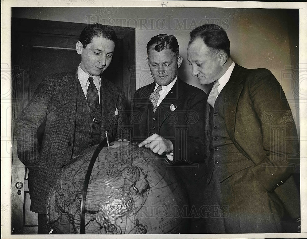 1934 Press Photo AL Neyman,Clyde Armistead & Gregory Gohkman, Russian Embassy-Historic Images