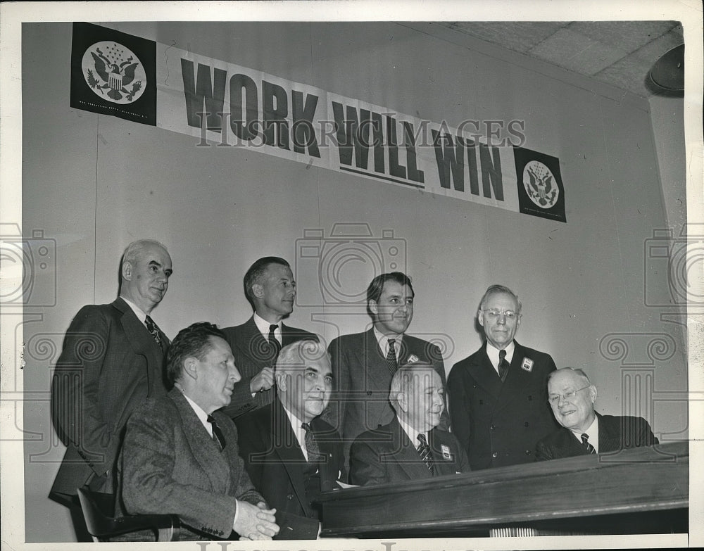 1943 Press Photo Frodorick Crawford, Paul McNutt, William Green, Phillip Murray - Historic Images