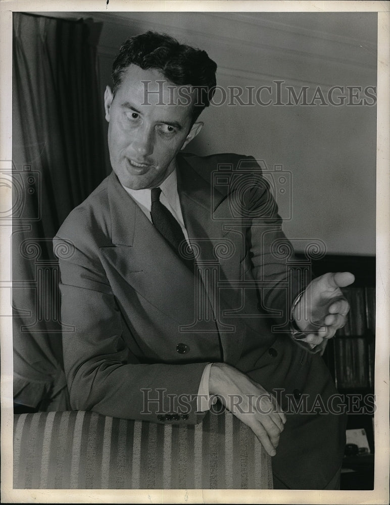 1944 Dr. James Fifield minister of First Congregational Church - Historic Images