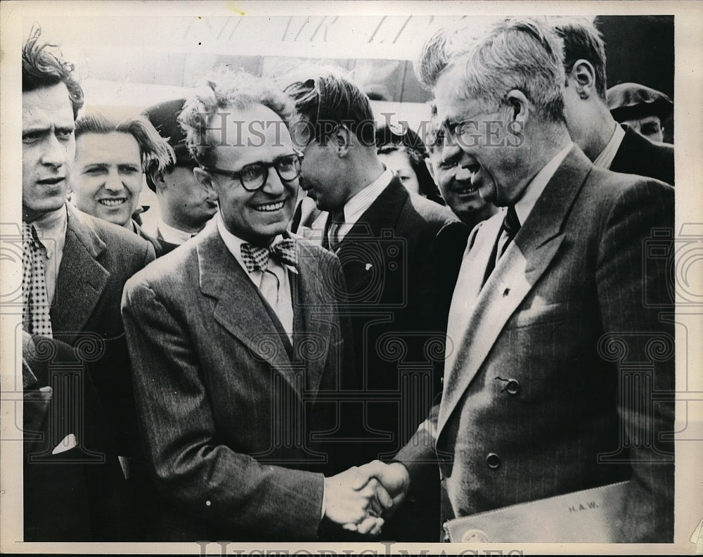 1947 Henry A. Wallace Shaking Hands with M. Pierre Cot - Historic Images