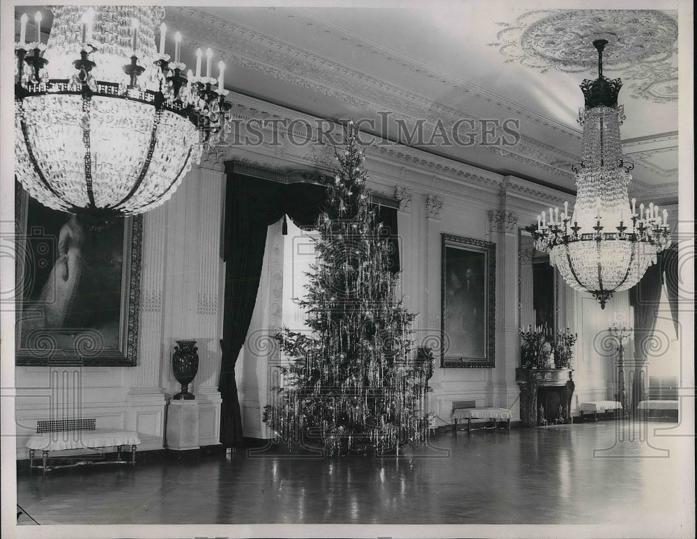 1939 Press Photo East Room Of White House Decorated For Christmas - neb16196-Historic Images