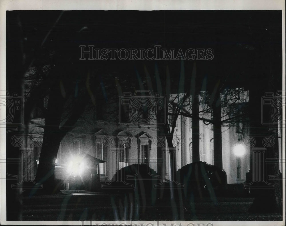 1969 Press Photo Nighttime view of the White House - Historic Images