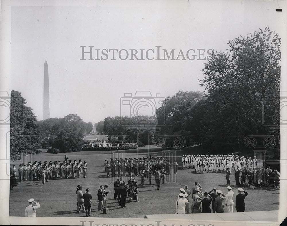 1945 Press Photo White House Ceremony for French General DeGaulle Visit - Historic Images