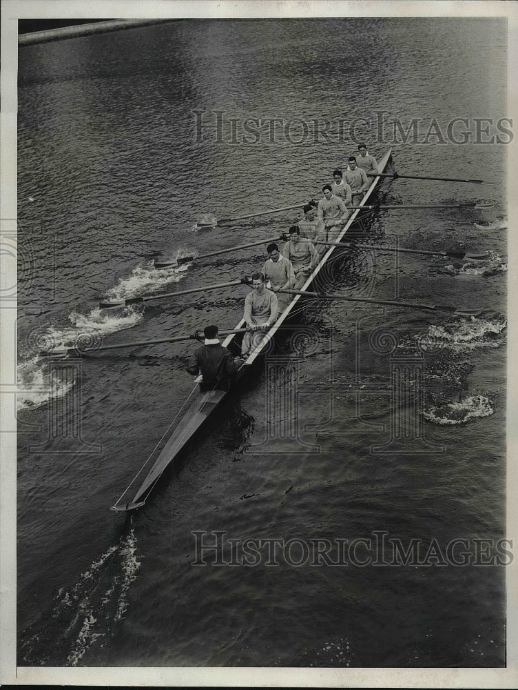 1938 Press Photo Annapolis, Md US Navy Academy crew on Severn river - Historic Images