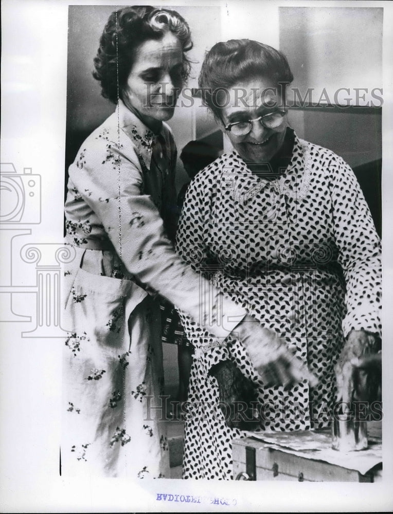 1962 Santo Domingo, D.R. elderly ladies at the elections - Historic Images