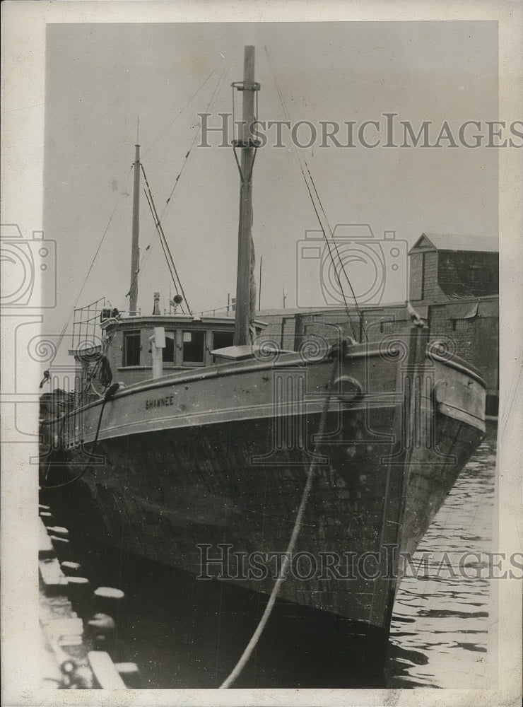 1929 Press Photo Canadian ship "Shawnee" after fired upon by US Coast Guard - Historic Images