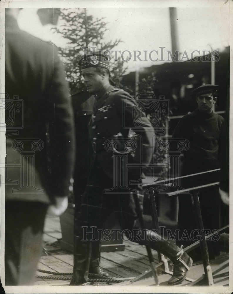 1927 Press Photo The Prince of Wales arrives in Quebec, Canada-Historic Images