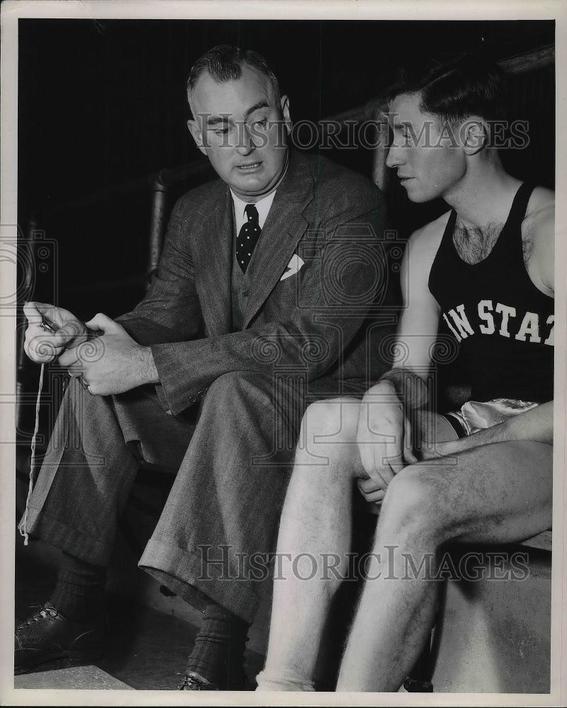1949 Basbetball player Horace Ashenfelter & coach Chick Werner - Historic Images