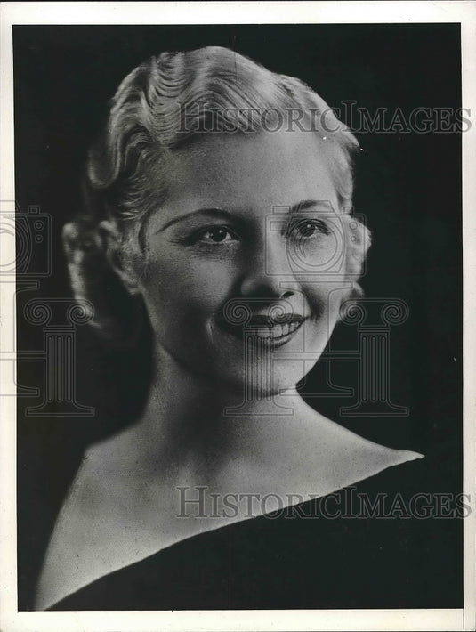 1941 Mrs. John B. Mason Files Charges Against Husband's Parents - Historic Images