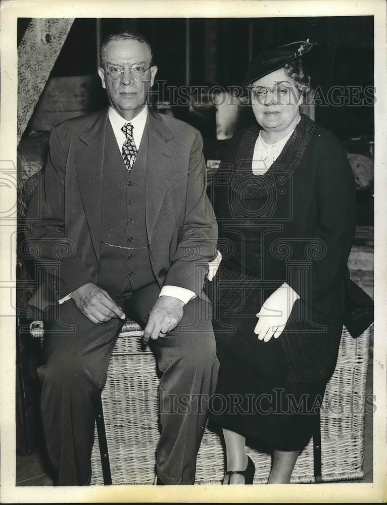 1936 Press Photo Mr. and Mrs. Frederick Mansfield, on liner &quot;Ile de France&quot; - Historic Images