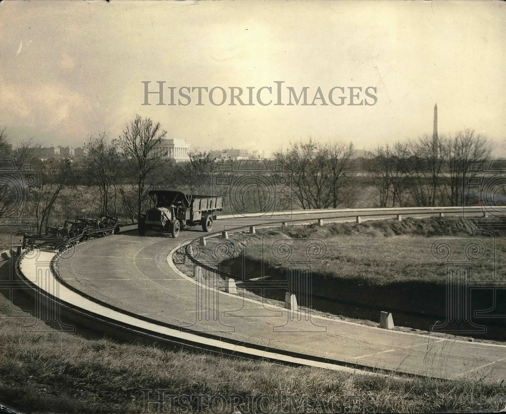 1922 Circular track designed by Bureau of Public Roads-Historic Images