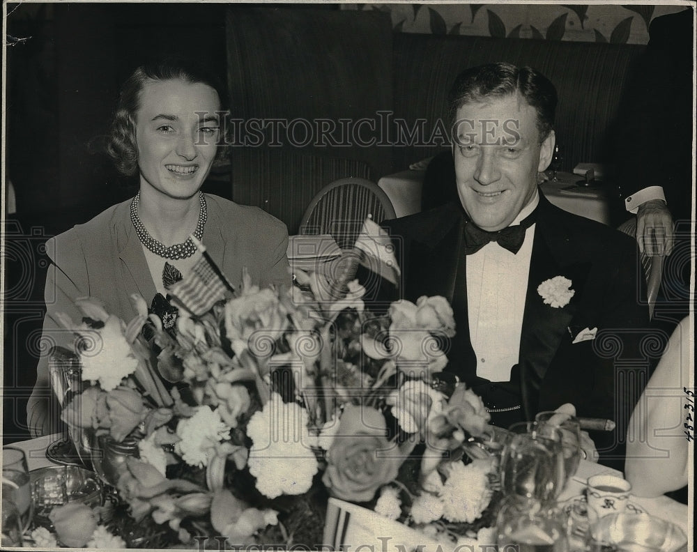 1939 Press Photo Hon. W.P. Montyn, Mrs. Montyn - Historic Images