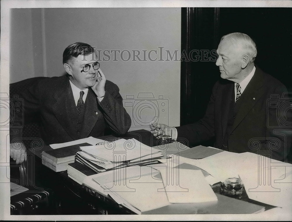 1935 Oberlin Carter & Senator F. Ryan Duffy Of Wisconsin In Chicago - Historic Images