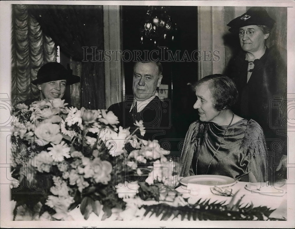 1937 Mrs. Franklin D. Roosevelt, Robert O&#39;Brien and Dr Maude Royden - Historic Images