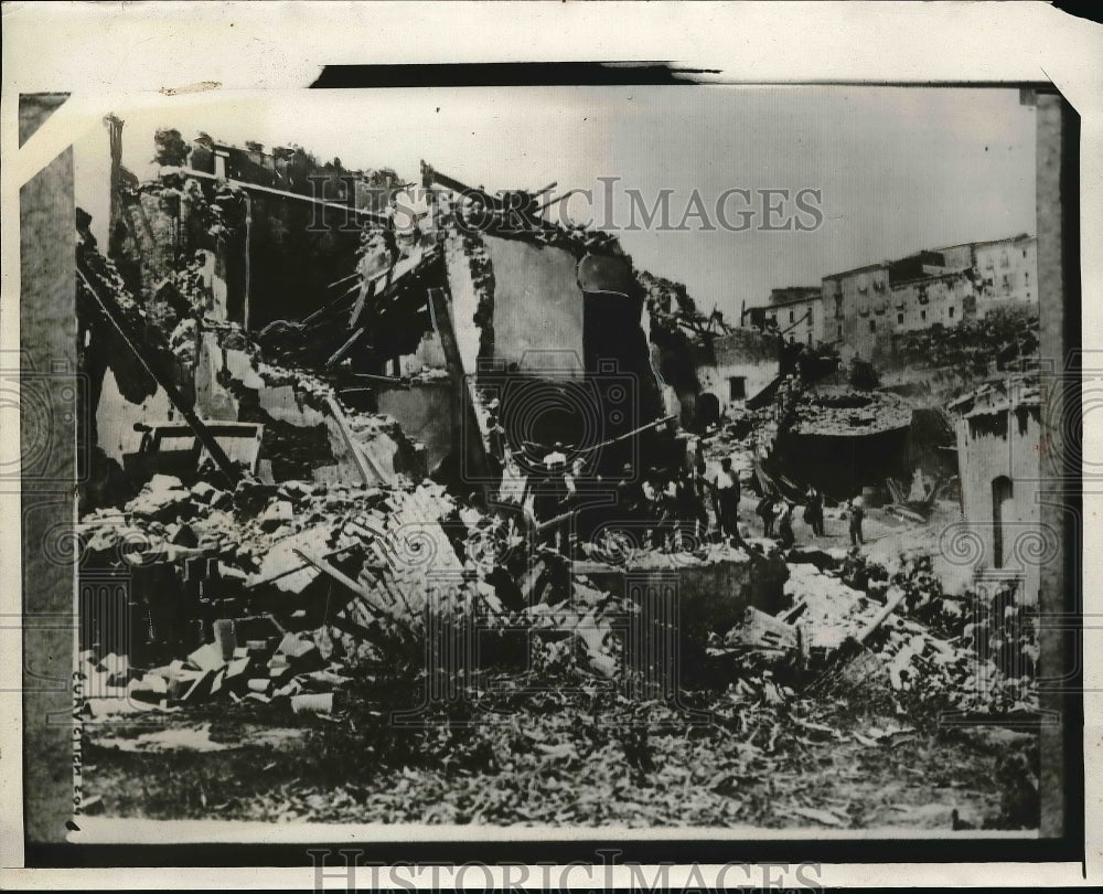 1930 Press Photo Italian Quake at Aviano, Italy - Historic Images