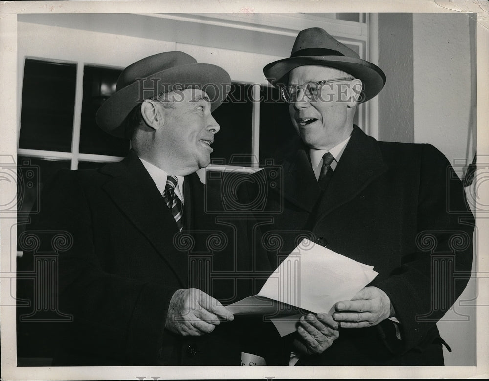 1953 Press Photo Senator Robert Taft &amp; House Speaker Rep Joseph Martin - Historic Images