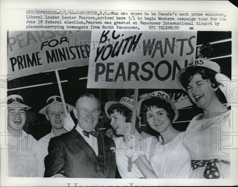 1962 Press Photo Vancouver, B.C. candidate Lester Pearson on campaign trail - Historic Images