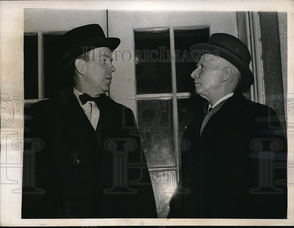 1945 Press Photo L.B. Pearson, George Summerlin, U.S. State Department - Historic Images