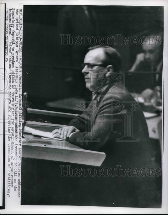 Press Photo Minister Lester Pearson addressing United Nations General Assembly - Historic Images
