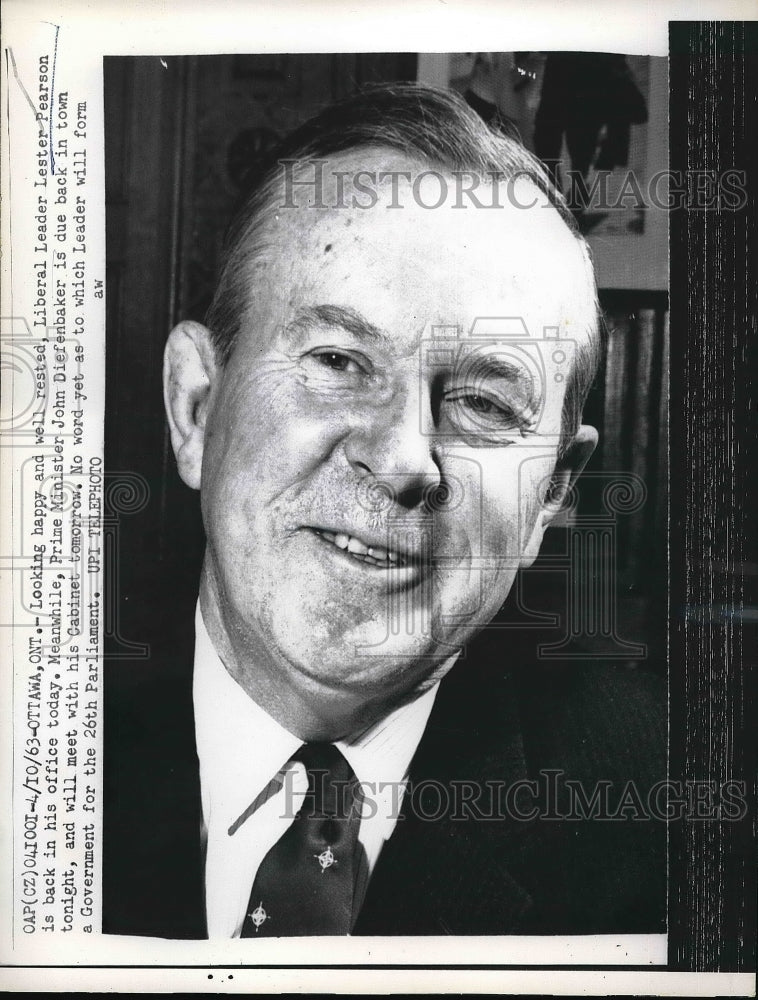 1963 Press Photo Liberal Leader Lester Pearson Sitting In His Office - Historic Images