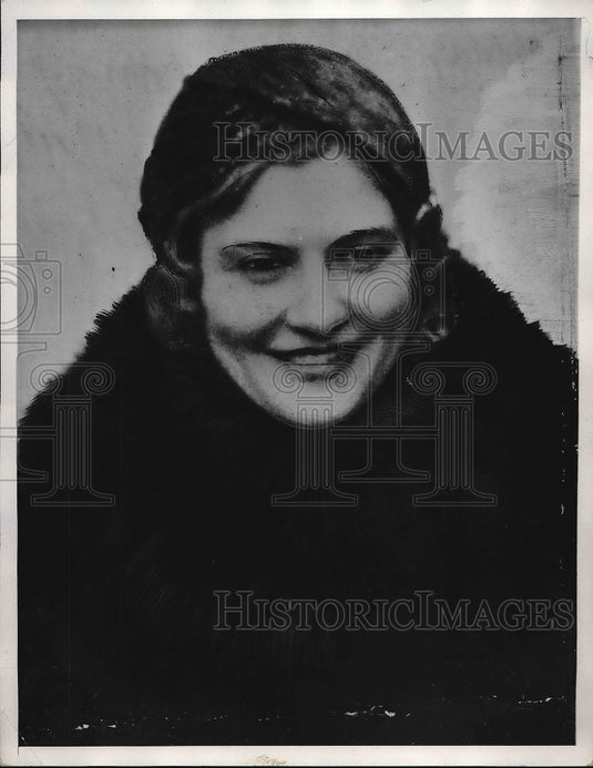 1933 Minnie Ruth Judol Standing With Coat On - Historic Images