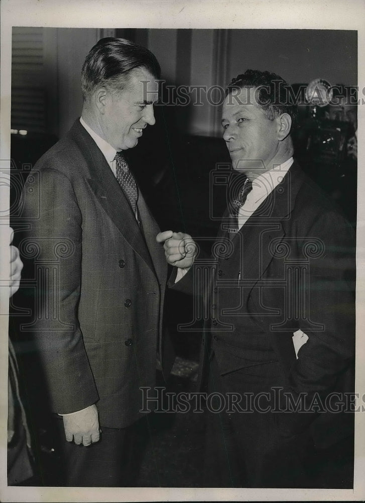 1939 Press Photo Secretary Of Agriculture Henry Wallace Talks With Sen - Historic Images