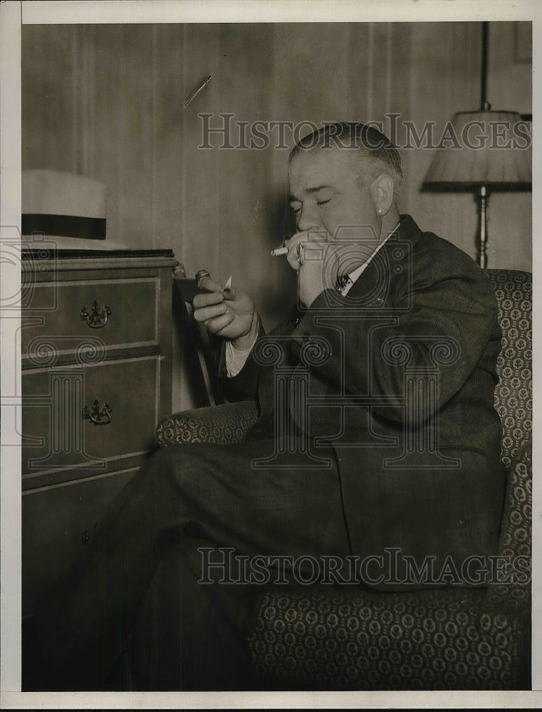 1938 Press Photo Donald Barnes Smoking Cigarette - Historic Images