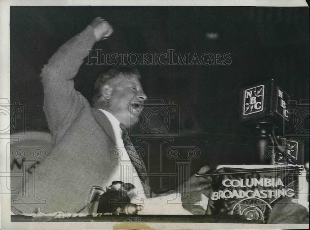 1932 G. Helm of Dem. Convention Credentials Committee Makes Address - Historic Images