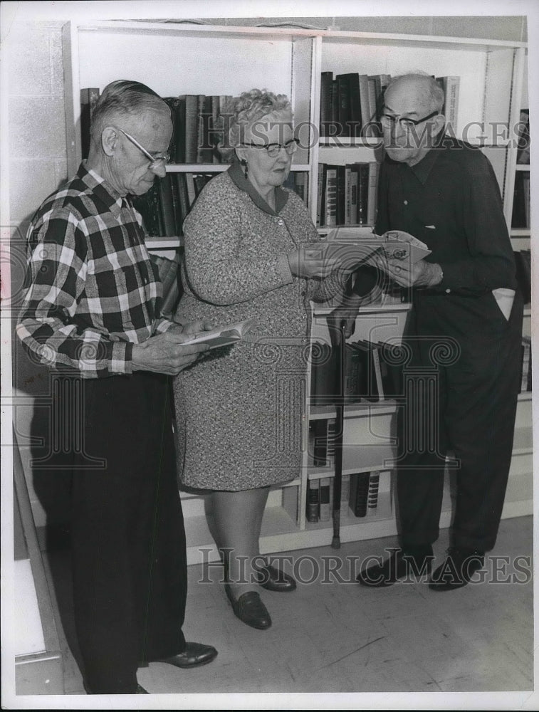 1967 Press Photo Charles Klemm John Skulena Riverview Superintendent Strikes - Historic Images