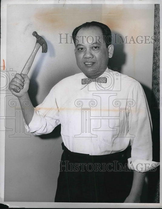 1962 James Fong of Jimmy's Food Market Fights Burglar-Historic Images