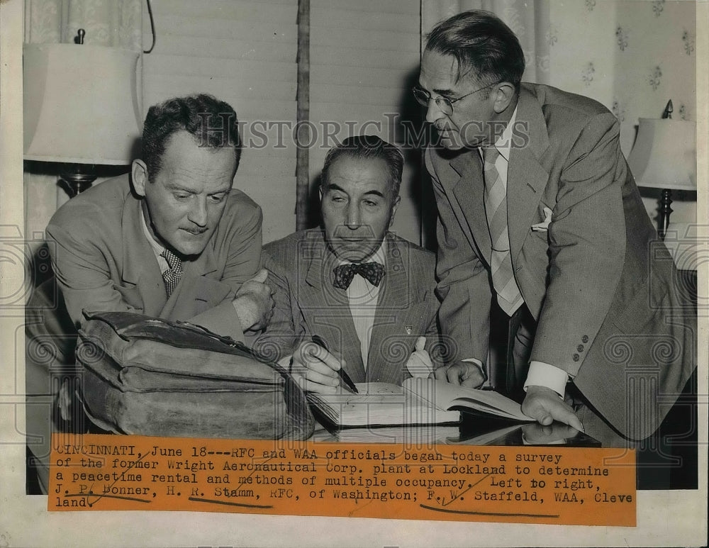 1946 Press Photo J/P Bonner, H.R. Stamm, F.W. Staffeld - Historic Images