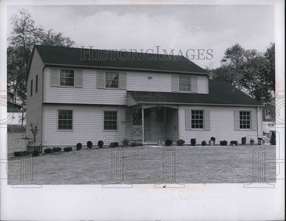 1965 Press Photo A house - Historic Images