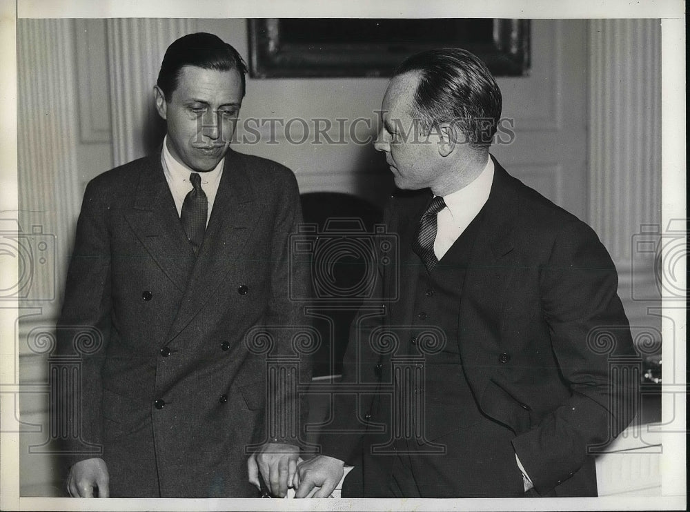 1937 Dr Yale Kneeland Of Columbia University &amp; Dr Ralph Wycoff - Historic Images