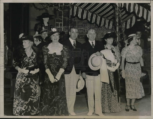 1937 Press Photo Roosevelt-Dupont wedding guests, Mrs C Swanson,Mr & Mrs H Walla - Historic Images