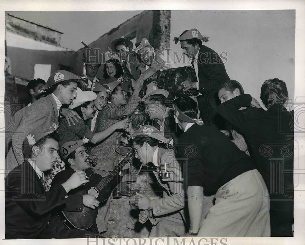 1946 Press Photo Two Day Festival Marion Italy - Historic Images