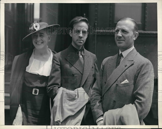 1936 Press Photo Mrs Ruth B Rohde, US Minister to Denmark, husband & son - Historic Images