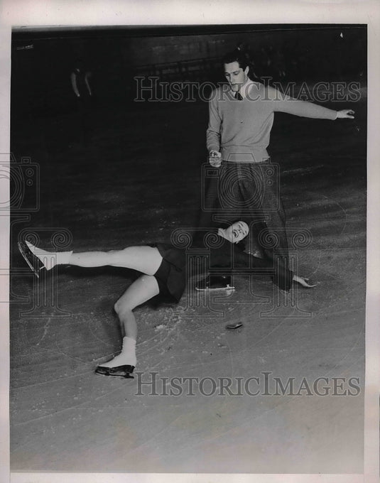 1941 Press Photo Ralph McCreath & Eleanor O'Meara, Canadian Pair Skating Champs-Historic Images
