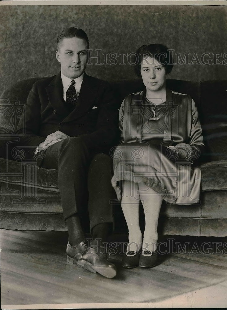 1925 Reverends Mr. And Mrs. Ernest Jerome Johansen - Historic Images
