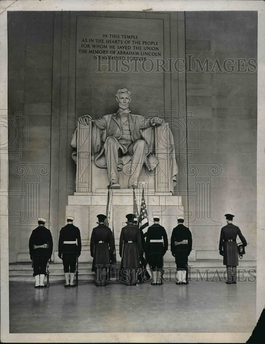 1935 Color Guard standing at attention at the Lincoln Memorial - Historic Images