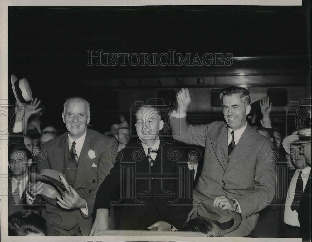 1940 Press Photo Rep Martin Jones Edward Flynn & Henry Wallace arriving in Iowa - Historic Images