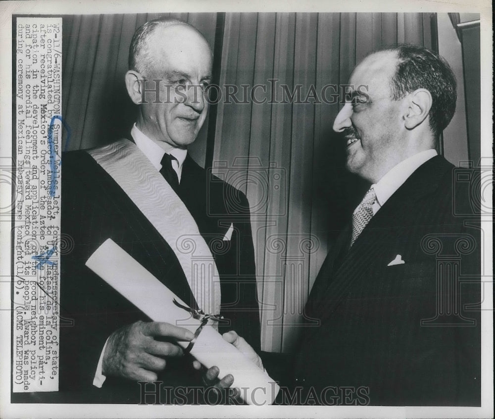 1950 Summer Welles received Mexico&#39;s Order of Aztec Eagle - Historic Images