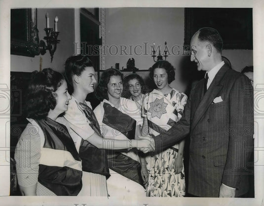 1939 Press Photo Sumner Wells & daughter of Pan Amer. officials in D.C. - Historic Images