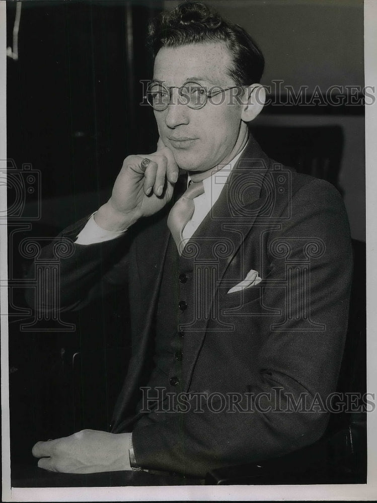 1936 Press Photo Michael Farmer Suing Charles Parker Steel Worker-Historic Images