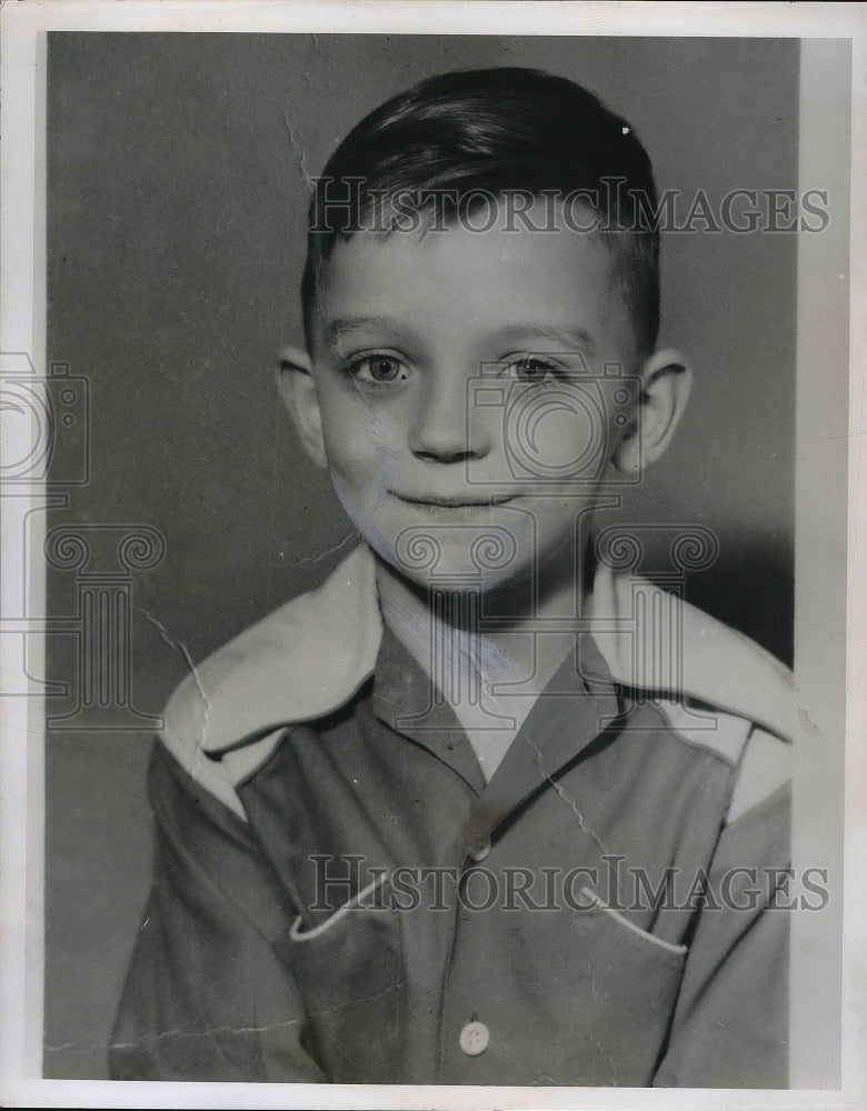 1950 Press Photo Lenny Masters, 8, Mentor-on-Lake-Historic Images