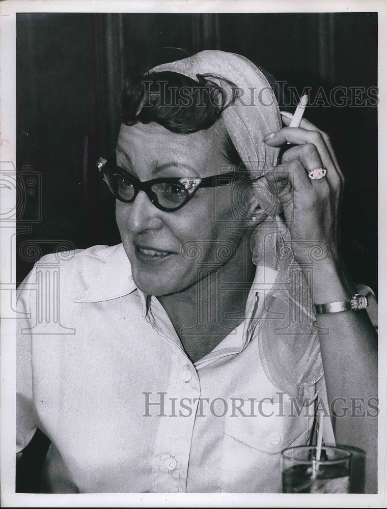 1969 Press Photo Mrs. Jean Kelly, 1350 West Blvd. - Historic Images