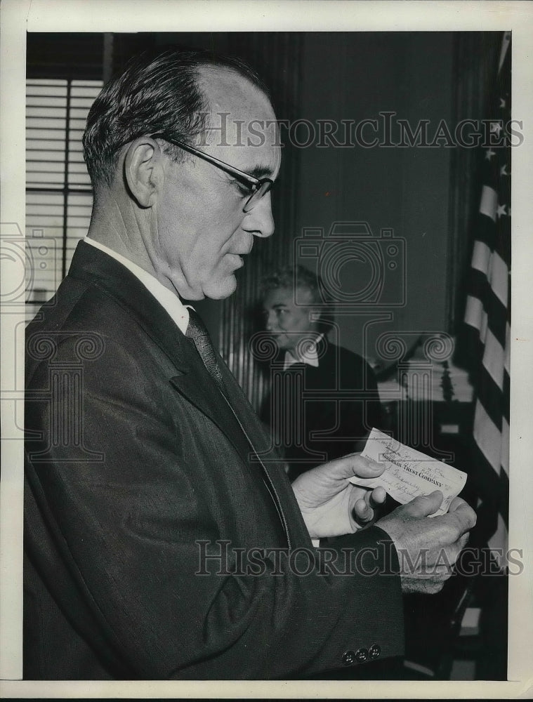 1955 Press Photo Harry Lev John McClellan Charged With Bribing Officials - Historic Images