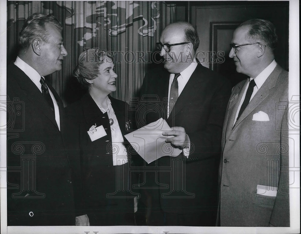 1955 Press Photo Senator Everett Dirksen Rep. Katherine St George Leonard Hall - Historic Images