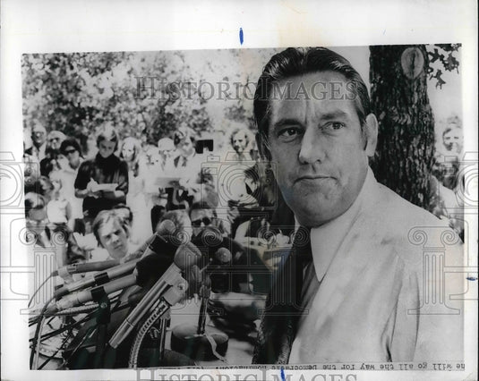 1971 Senator Fred R. Harris Withdrew From Senate Race In Oklahoma - Historic Images