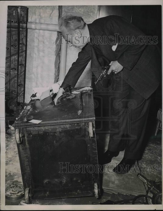 1941 Press Photo New Rochelle New York Tommy Manville - Historic Images