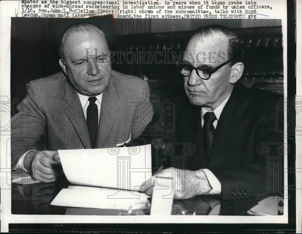 1957 Press Photo Sen. John McClellan and Boyd Leedon in meeting - Historic Images